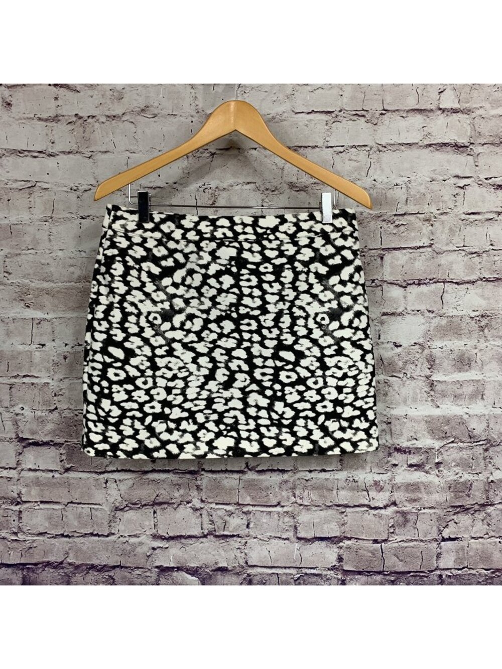H&M Skirt Black White Animal Print Pencil Skirt